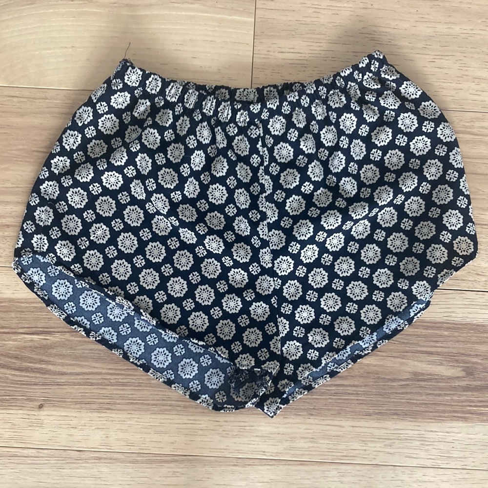 COPY - U2B Flowy Shorts